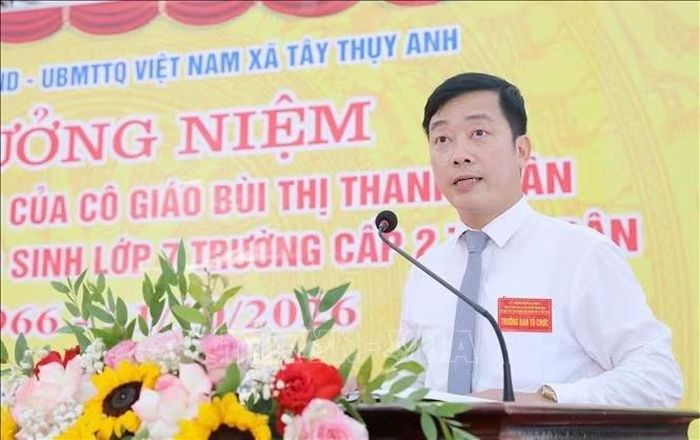 Chủ tịch UBND xã Tây Thụy Anh Nguyễn Mạnh Thường phát biểu. Ảnh: Thế Duyệt /TTXVN