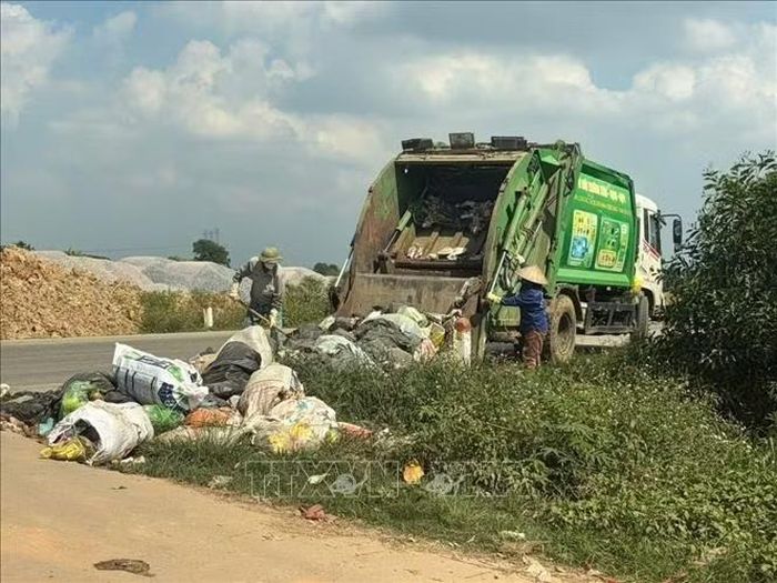 Công ty vệ sinh môi trường Gia Phúc JPC cam kết thực hiện đúng lịch thu gom, nếu có thay đổi sẽ có báo cáo UBND xã ít nhất 2 ngày.