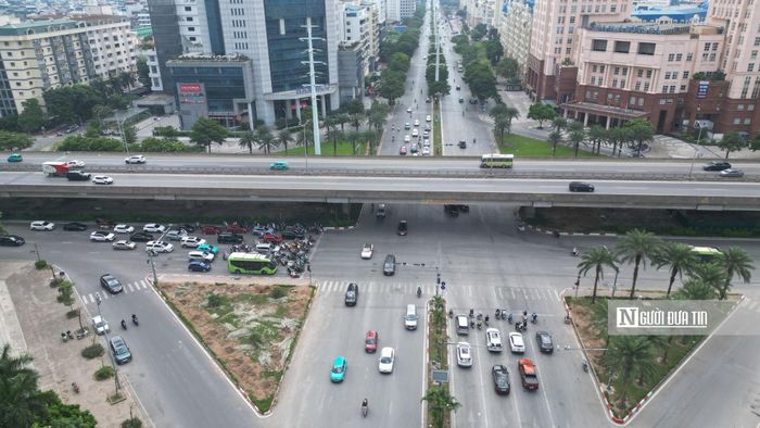Chính vì thế vị trí này thường xảy ra xung đột giao thông khi các phương tiện di chuyển qua đây.
