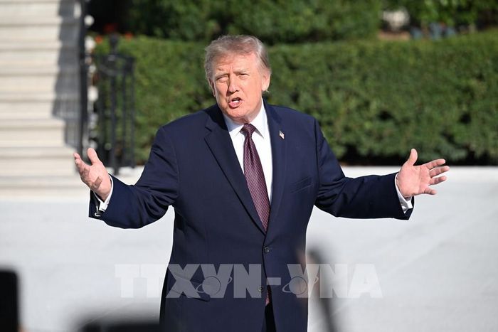 Tổng thống Mỹ Donald Trump phát biểu với báo giới tại Washington, D.C. Ảnh: AA/TTXVN phát