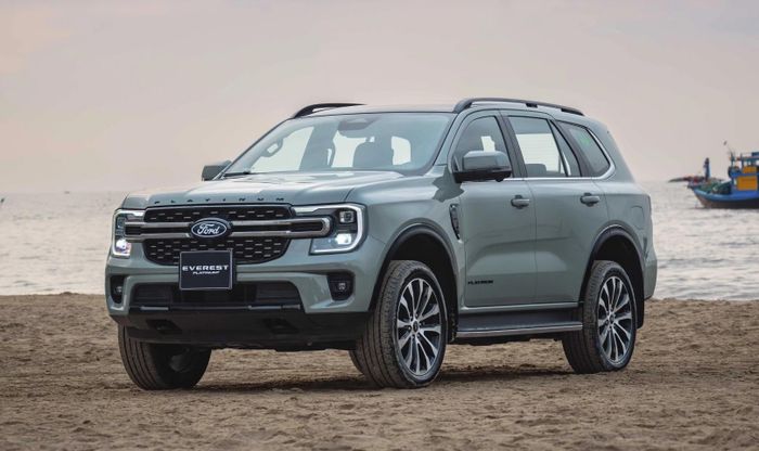 Ford Everest.
