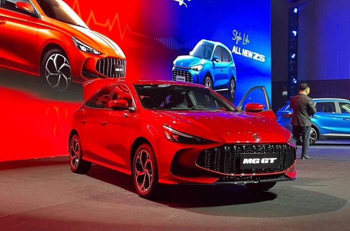 MG ZS hybrid và MG GT. Ảnh minh hoạ