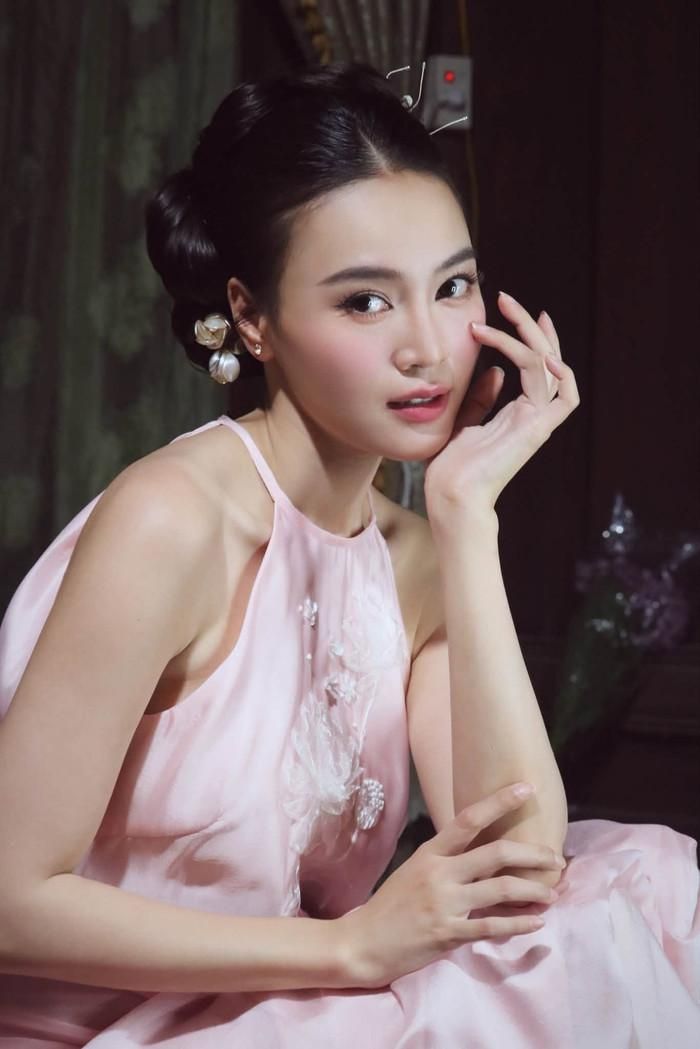 Ninh Dương Lan Ngọc kín tiếng trong chuyện tình cảm.