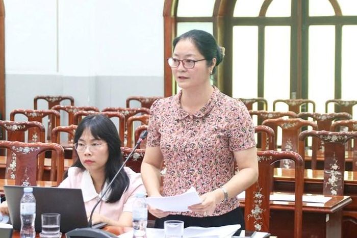 Bà Phạm Thị Lâm Anh - Phó Chủ tịch Ủy ban MTTQ Việt Nam phường Nghĩa Đô, thành phố Hà Nội - phát biểu