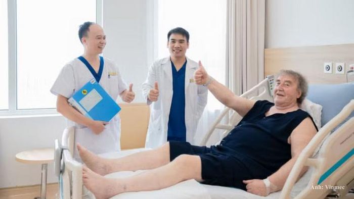 Bệnh nhân nước ngoài điều trị tại Bệnh viện Đa khoa Quốc tế Vinmec.