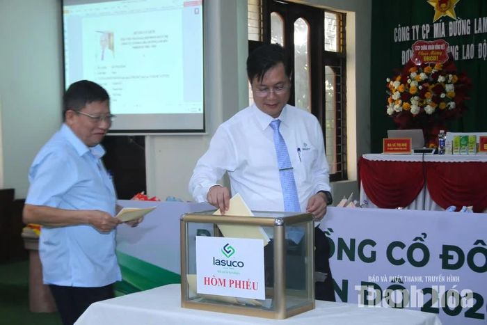Cổ đông bỏ phiếu bầu thành viên Hội đồng quản trị, Ban kiểm soát nhiệm kỳ 2026-2031.