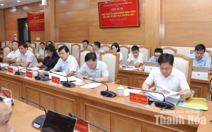 Các đại biểu dự hội nghị.