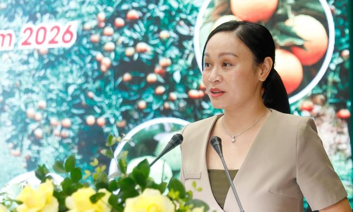 Bà Phạm Thị Thùy Linh, đại diện Central Retail Việt Nam phát biểu.