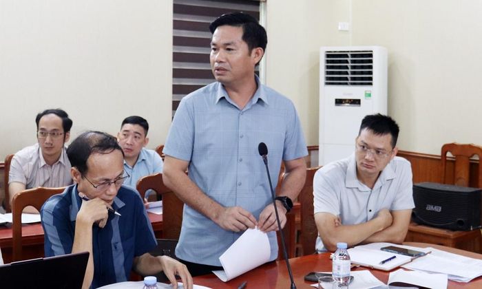 Đại diện các xã nêu khó khăn, vướng mắc trong quá trình thu thập, cập nhật dữ liệu đất đai.
