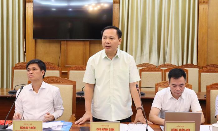  Đồng chí Chu Mạnh Sinh, Phó Giám đốc Bảo hiểm xã hội Việt Nam nêu những vấn đề Bắc Ninh cần lưu ý trong thực hiện các mục tiêu, chỉ tiêu bảo hiểm xã hội trong thời gian tới.  