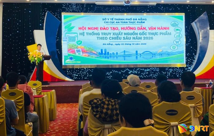 Chi cục An toàn thực phẩm thành phố tổ chức hội nghị hướng dẫn vận hành Hệ thống truy xuất nguồn gốc thực phẩm năm 2026. Ảnh: KHÁNH HUYỀN