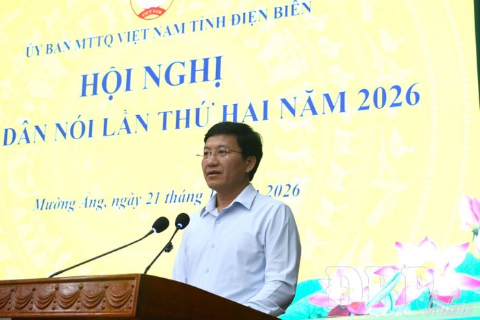 Đồng chí Mùa A Vảng, Ủy viên dự khuyết Ban Chấp hành Trung ương Đảng, Phó Bí thư Tỉnh ủy, Chủ tịch Ủy ban MTTQ Việt Nam tỉnh phát biểu tại hội nghị.