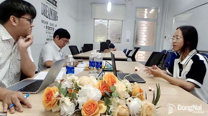 Vòng phỏng vấn cho học bổng Sigma Gold của Hải An. Ảnh: NVCC