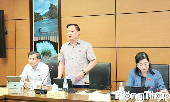 Thảo luận tại Tổ.