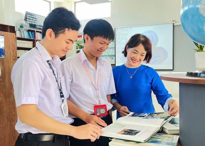 Trường THPT số 1 Phù Mỹ chú trọng phát hiện, bồi dưỡng học sinh có năng lực, sở trường ngay từ đầu cấp. Ảnh: H.Đ