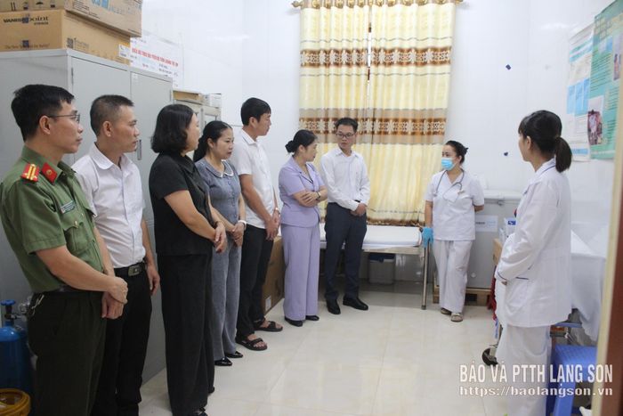 Đoàn giám sát của Ban Văn hóa - Xã hội HĐND phường Kỳ Lừa giám sát chuyên đề tại Trạm Y tế phường (tháng 9/2026)