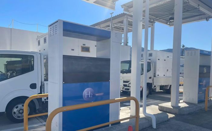 Nhiều phương tiện ở Nhật Bản sử dụng khí hydro.