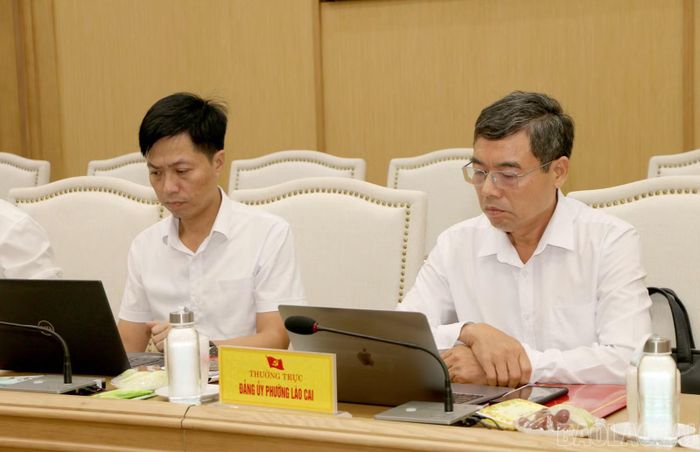 Các đại biểu tham dự hội nghị.