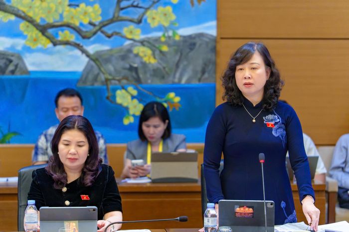 Bộ trưởng Bộ Y tế Đào Hồng Lan đã tiếp thu, giải trình nhiều nội dung mà ĐBQH tỉnh Lâm Đồng quan tâm