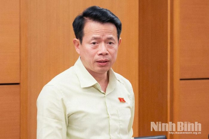 Đại biểu Nguyễn Hải Dũng, Ủy viên, ĐBQH hoạt động chuyên trách tại Ủy ban Pháp luật và Tư pháp của Quốc hội phát biểu thảo luận.