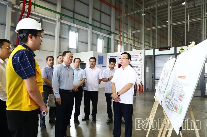 Đồng chí Phó Bí thư Tỉnh ủy Bùi Huy Vĩnh kiểm tra tại Dự án đầu tư xây dựng Trung tâm Logistics ICD Vĩnh Phúc.