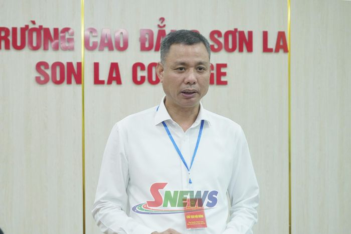 Đồng chí Phó Chủ tịch UBND tỉnh, Chủ tịch Hội đồng tuyển dụng công chức tỉnh Sơn La năm 2026 phát biểu tại cuộc kiểm tra.