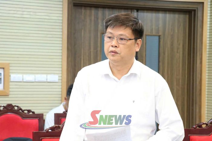 Lãnh đạo UBND phường Chiềng An phát biểu.