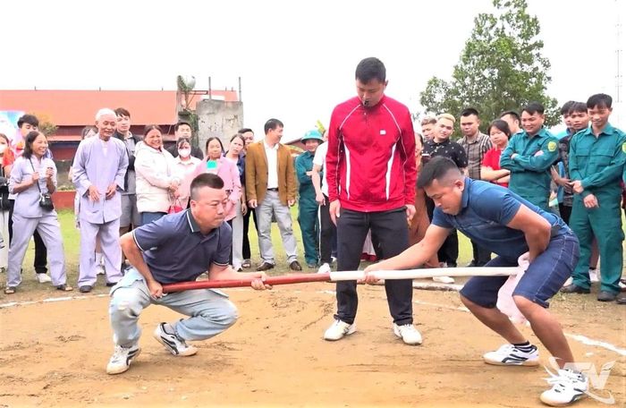 Đại hội Thể dục thể thao phường Bá Xuyên năm 2026 với 8 môn thi đấu, thu hút gần 1.000 vận động viên quần chúng tham gia.