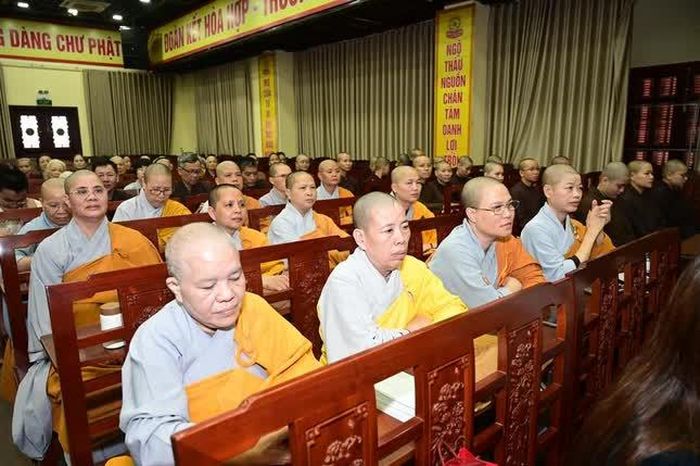 Chư Tăng Ni tham dự