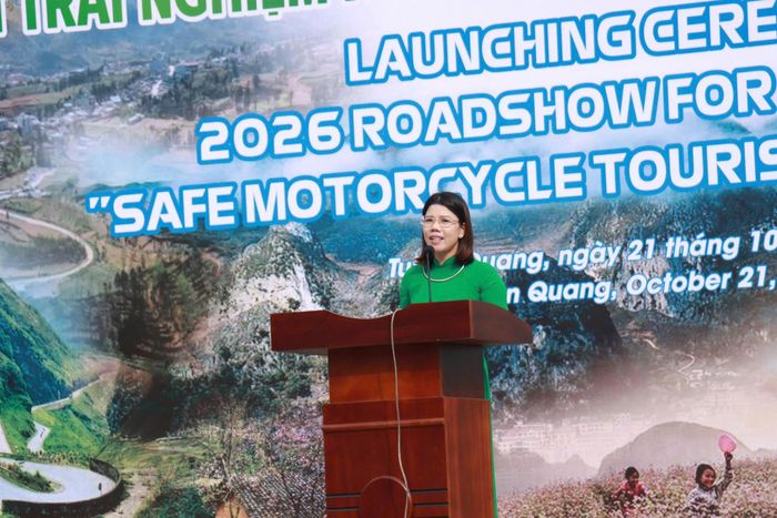 Bà Nguyễn Thị Hoài, Phó giám đốc Sở VHTT&DL Tuyên Quang phát biểu tại buổi lễ.