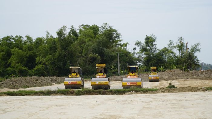 Lãnh đạo tỉnh phân công trách nhiệm cụ thể cho từng cơ quan theo lĩnh vực quản lý nhằm tập trung tháo gỡ những điểm nghẽn đang cản trở tiến độ dự án.