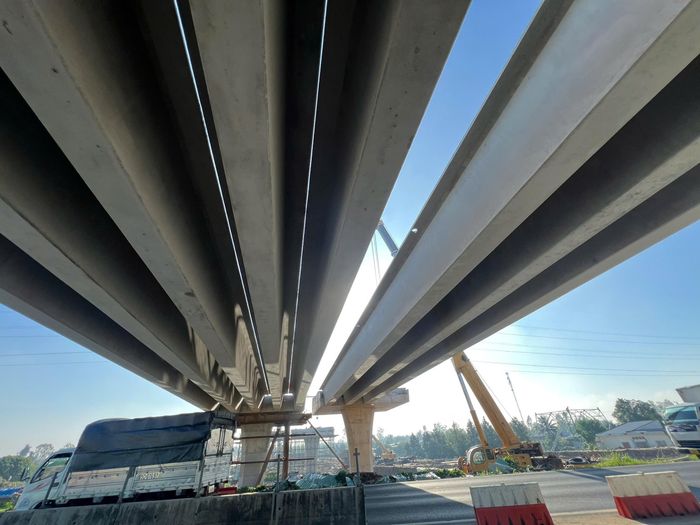 Thời gian tạm dừng lưu thông trên cao tốc Mỹ Thuận – Cần Thơ được gia hạn đến ngày 23/10 để phục vụ lao lắp dầm cầu vượt Võ Văn Kiệt.