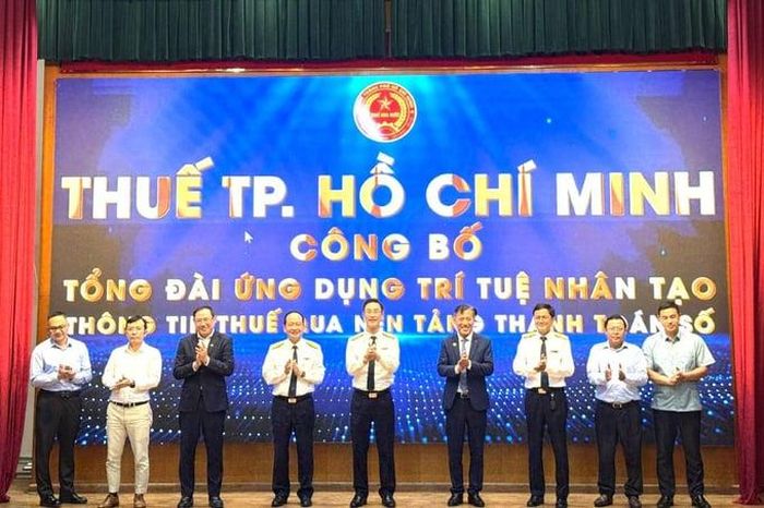  Thuế Tp.HCM ra mắt tổng đài ứng dụng trí tuệ nhân tạo nhằm gia tăng hiệu quả hỗ trợ doanh nghiệp. Ảnh Đỗ Doãn 