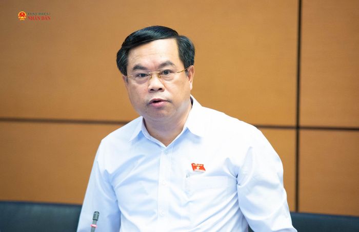 ĐBQH Vương Quốc Thắng (TP. Đà Nẵng) phát biểu. Ảnh Xuân Quý
