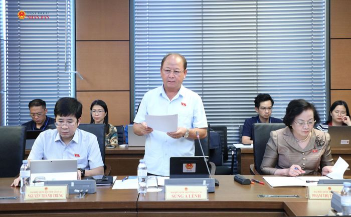 ĐBQH Sùng A Lềnh (Lào Cai) phát biểu