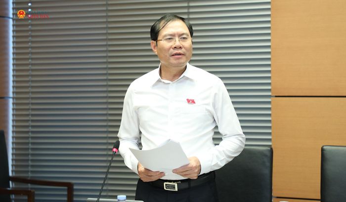ĐBQH Nguyễn Tân Cương (Đồng Tháp) phát biểu