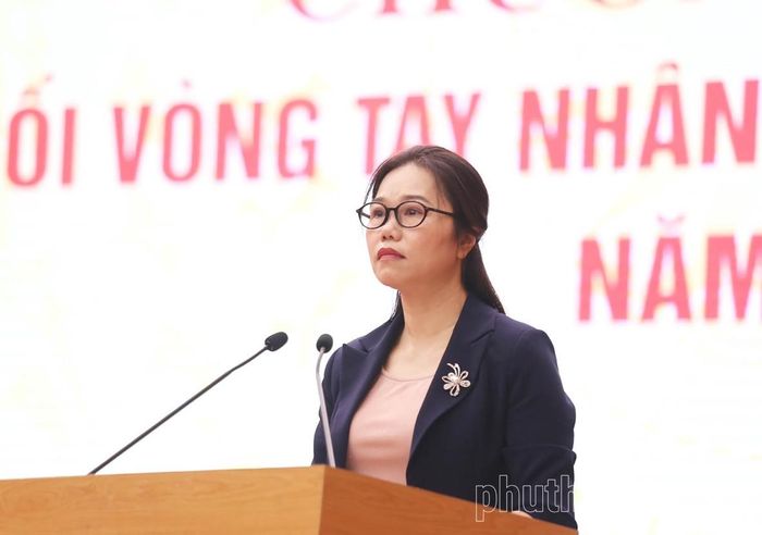 Phó Bí thư Tỉnh ủy, Chủ tịch Ủy ban MTTQ Việt Nam tỉnh Phú Thọ Bùi Thị Minh phát động Tháng cao điểm “Vì người nghèo” năm 2026