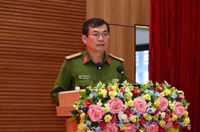 Thượng tá Vũ Ngọc Nam, Phó trưởng Phòng Cảnh sát PCCC và CNCH Công an tỉnh Vĩnh Long, phát biểu khai mạc.