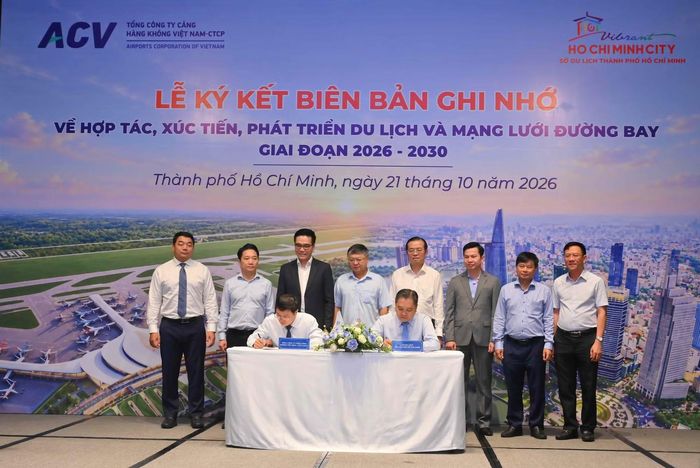Sở Du lịch TP Hồ Chí Minh và Tổng công ty Cảng hàng không Việt Nam ký kết bản ghi nhớ hợp tác.