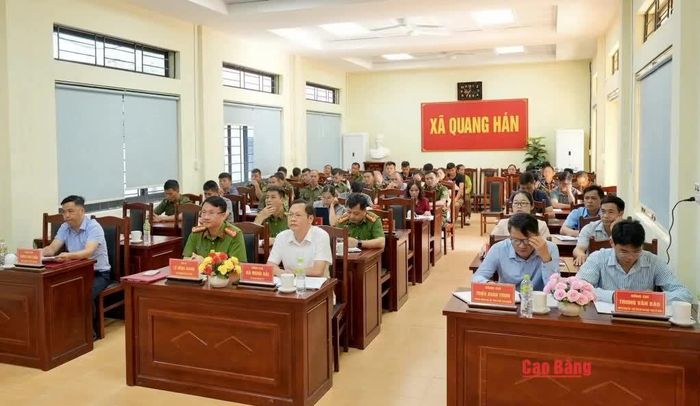 Các đại biểu dự hội nghị.