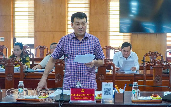  Giám đốc Sở Nội vụ Nguyễn Minh Nhứt báo cáo tiến độ chỉnh lý, số hoá tài liệu lưu trữ tại các cơ quan, đơn vị.