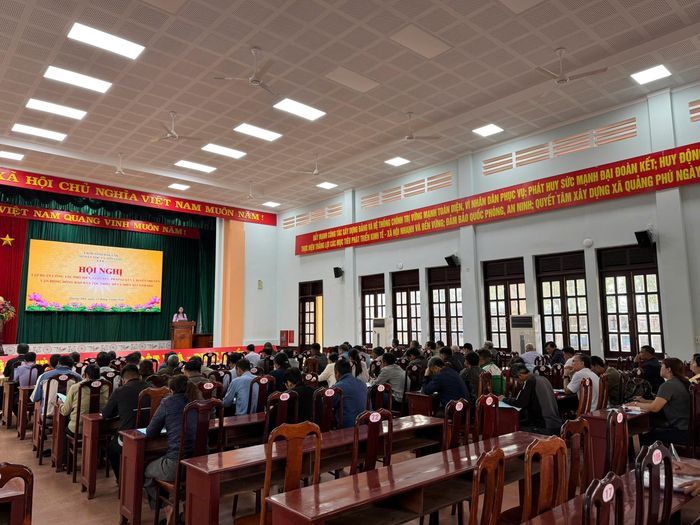 Hội nghị tuyên truyền phổ biến chính sách pháp luật do Sở Dân tộc và Tôn giáo tỉnh Đắk Lắk tổ chức. Ảnh: HỒNG PHONG