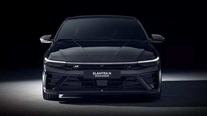 Hyundai Elantra N Monochrome không được nâng cấp động cơ so với bản tiêu chuẩn. Ảnh: Hyundai.