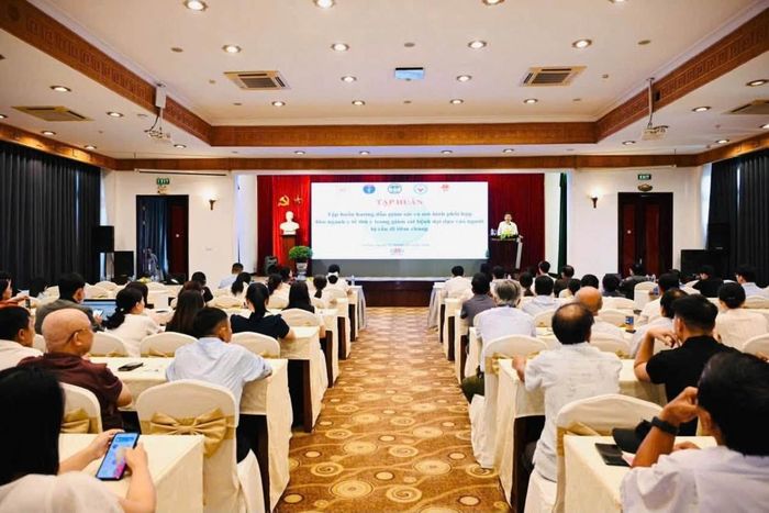 Tập huấn giám sát bệnh dại, tăng cường phối hợp Y tế – Thú y tại Huế.