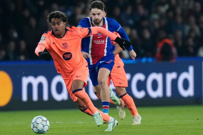 PSG đánh bại Barcelona với tỷ số 4-2. (Ảnh: AP)