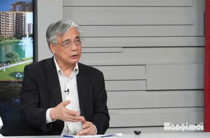 PGS.TS Trần Đình Thiên, nguyên Viện trưởng Viện Kinh tế Việt Nam và thành viên Hội đồng Tư vấn chính sách tài chính, tiền tệ quốc gia. Ảnh: Ngọc Tú