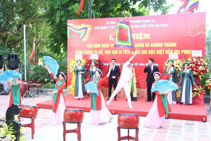 Chương trình nghệ thuật tại buổi lễ. Ảnh: TT