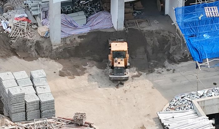Khi đủ điều kiện, có thể bàn giao về nguyên tắc để người dân chủ động sửa sang nội thất bên trong, song song với quá trình chủ đầu tư hoàn thiện tổng thể dự án.