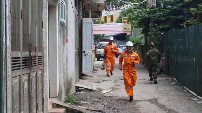 Diễn tập nhằm nâng cao năng lực hiệp đồng, phát huy phương châm "4 tại chỗ" và sẵn sàng ứng phó hiệu quả với các sự cố cháy, nổ. Ảnh: TA