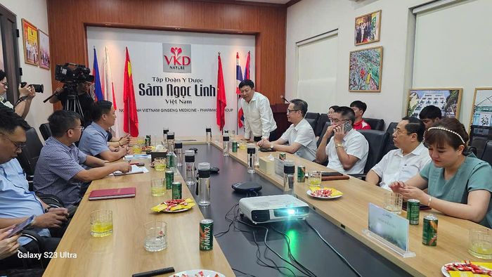 Đoàn Kiểm tra làm việc tại Tập đoàn Y dược sâm Ngọc Linh Việt Nam. Ảnh: Thanh Hiền